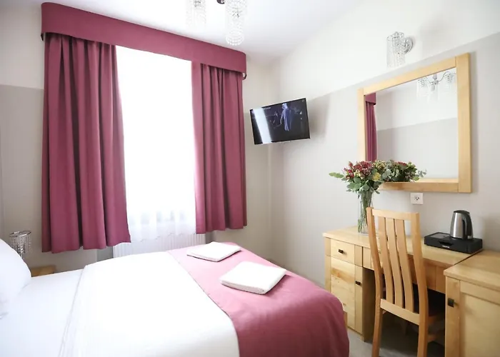 Dream Garden Palace Apartmanhotel 3*