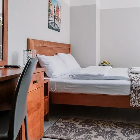 Dream Garden Palace Aparthotel 3*