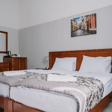 Dream Garden Palace 3* Krakow